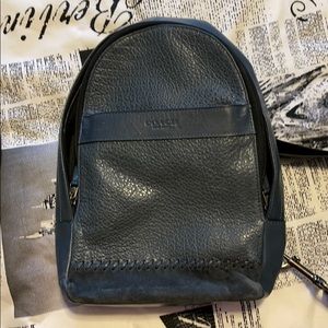 Authentic Coach soft pack in